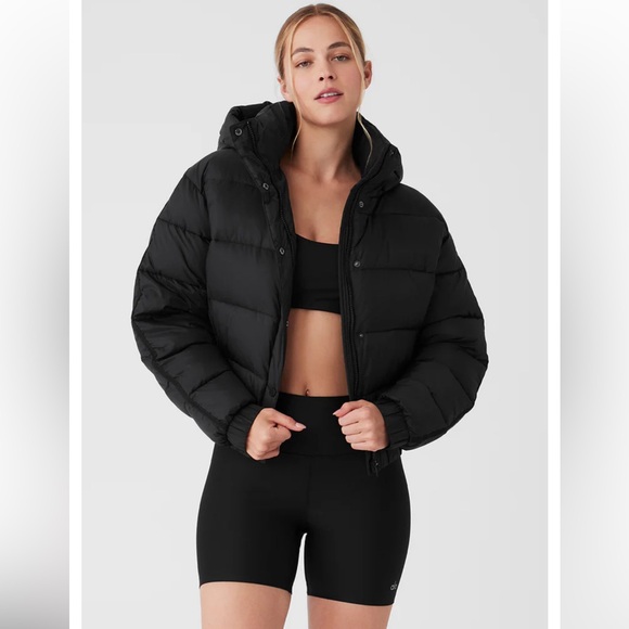 ALO Yoga Black Puffer Jacket - Picture 1 of 4